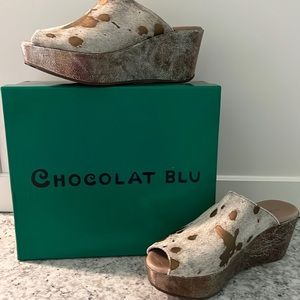Brand New Chocolat Blu Bronze Calf Hair